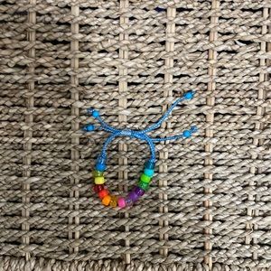 Selling a multicolored bracelet, kid size.